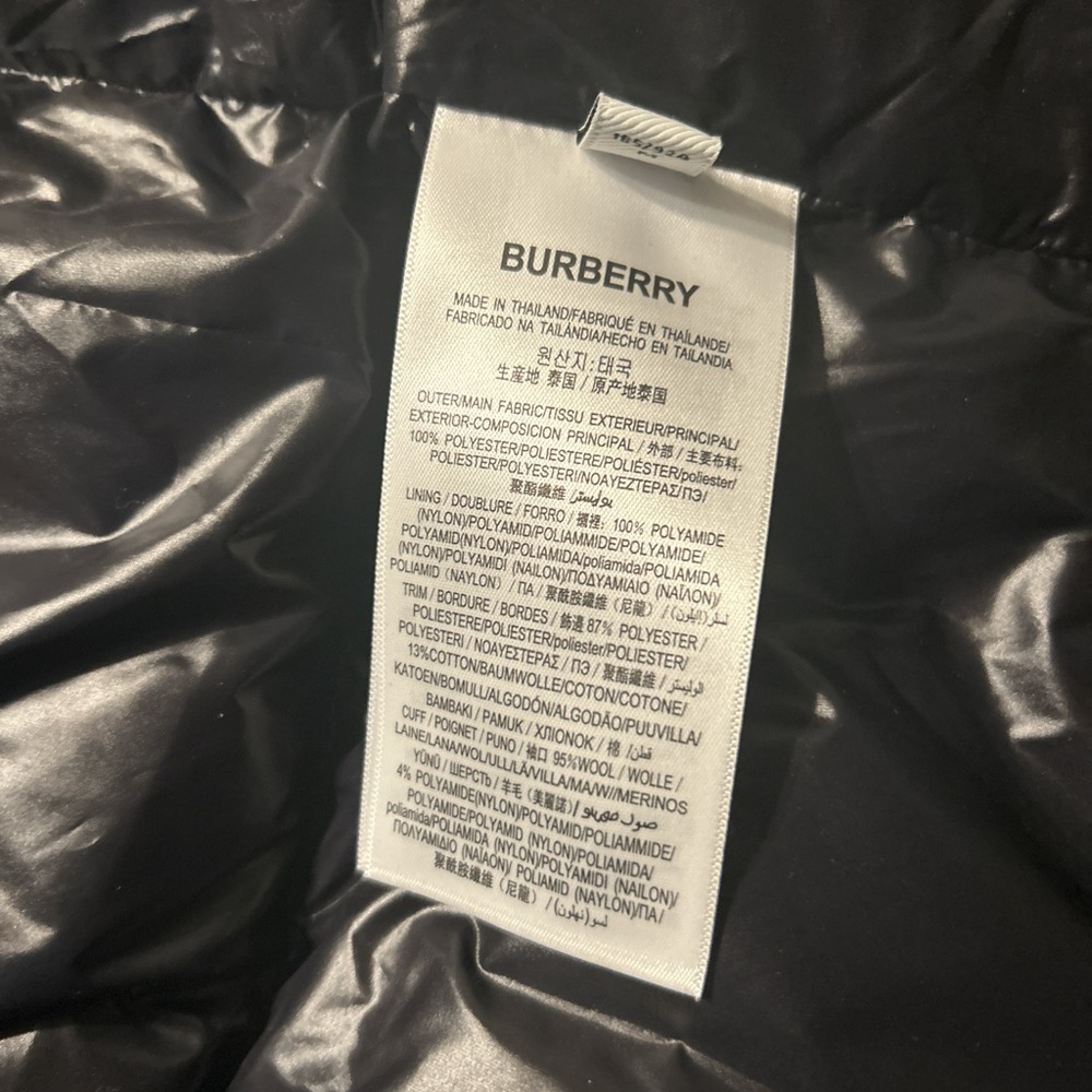 Burberry down jacket - image 5